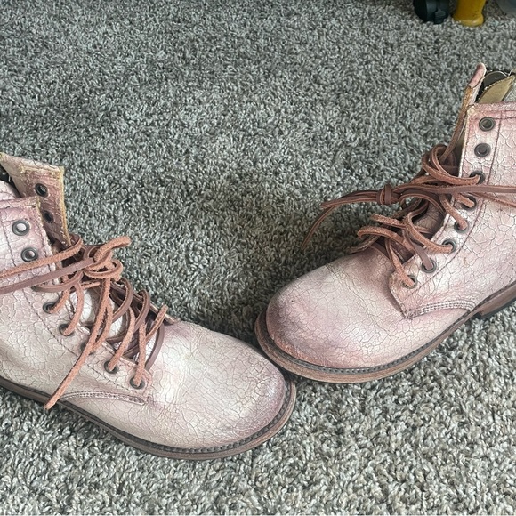 Freebird by Steven Manchester - Picture 3 of 3